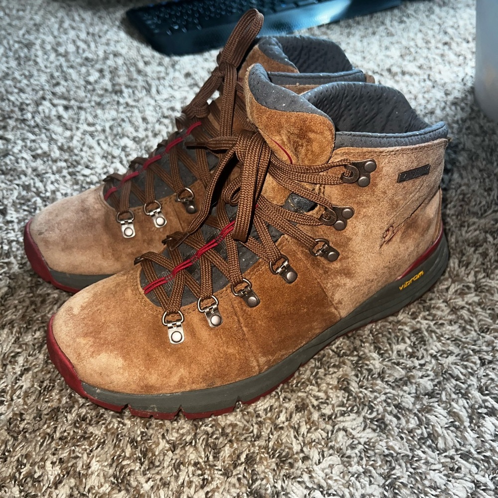 Women’s Danner Hiking Boots